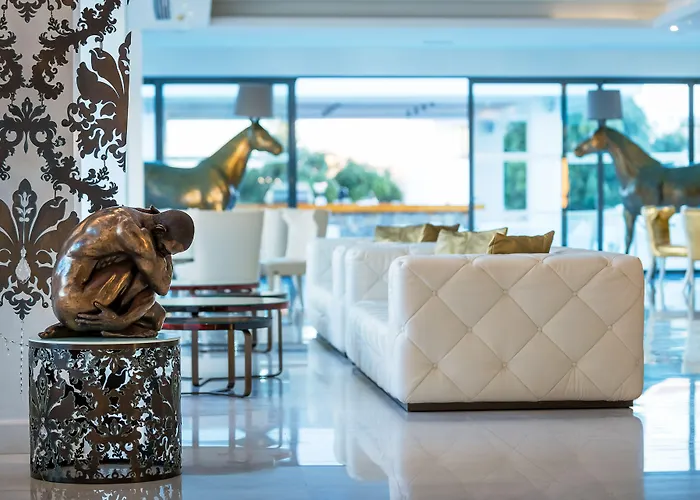 Diamond Deluxe - Adults Only & 5*