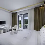 Diamond Deluxe - Adults Only &