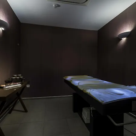 Diamond Deluxe - Adults Only Resort