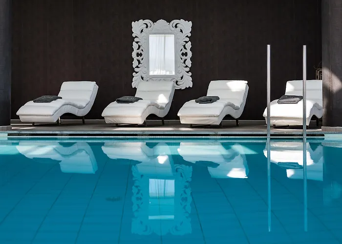 Diamond Deluxe - Adults Only & 5*