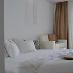 Diamond Deluxe - Adults Only & Üdülőközpont