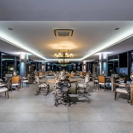 Курортный комплекс Diamond Deluxe - Adults Only