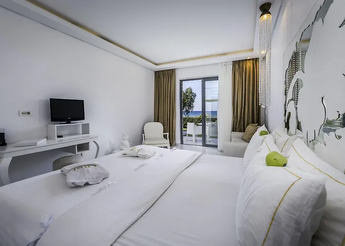 Diamond Deluxe - Adults Only & Resort Kos Town