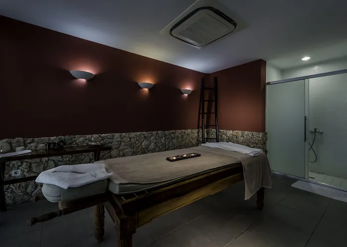 Resort Diamond Deluxe - Adults Only &